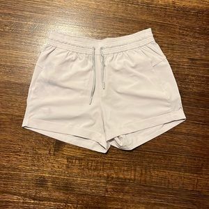 Lululemon Spring Break Shorts Size 8